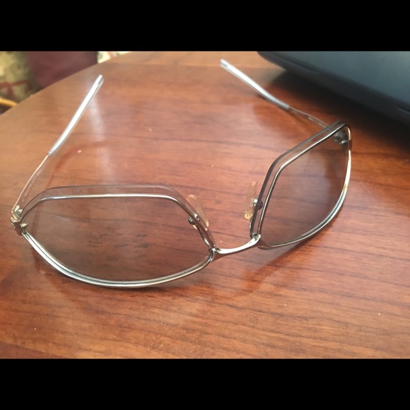 SOLD Fendi silver cloud rimmed blue sunglasses - Picture 2 of 6